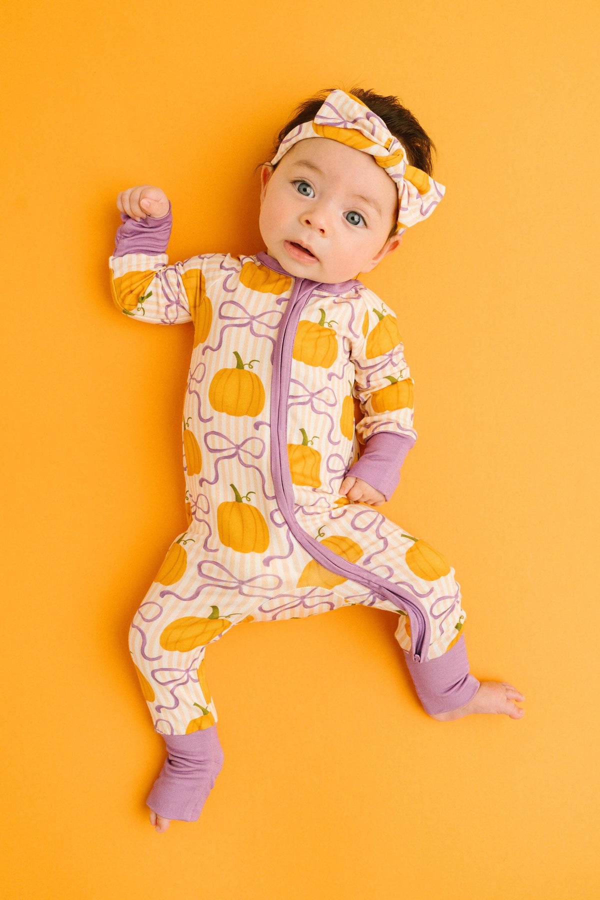 Little One Shop - Pumpkin & Bows Bamboo Sleeper