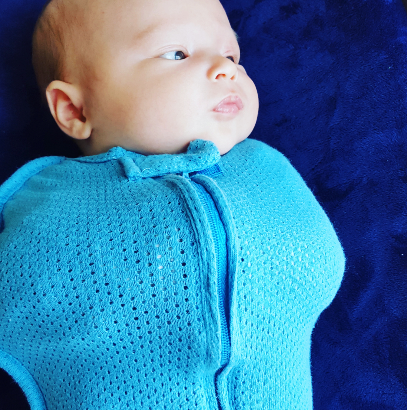 Woombie - True AIR and Super Stretch Peanut Swaddle: 3-6M / True Air