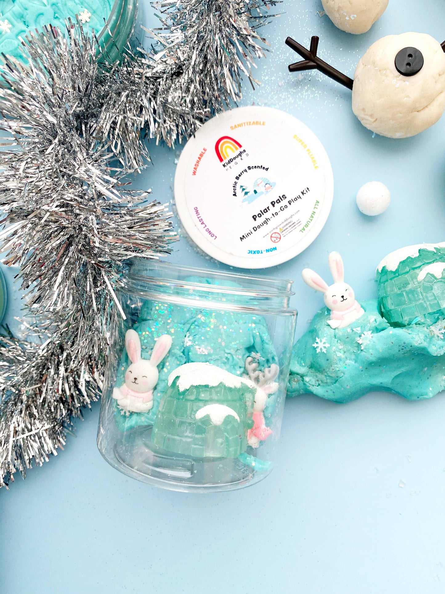 Polar Pals Mini Play Dough-To-Go Kit